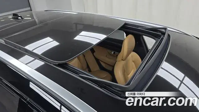 Volvo V90 Cross Country 2023 — Photo 15/34