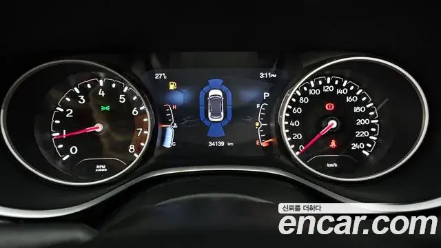 Jeep Compass 2021 — Photo 8/20