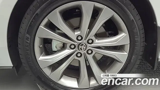 Toyota Sienna 2025 — Photo 4/20