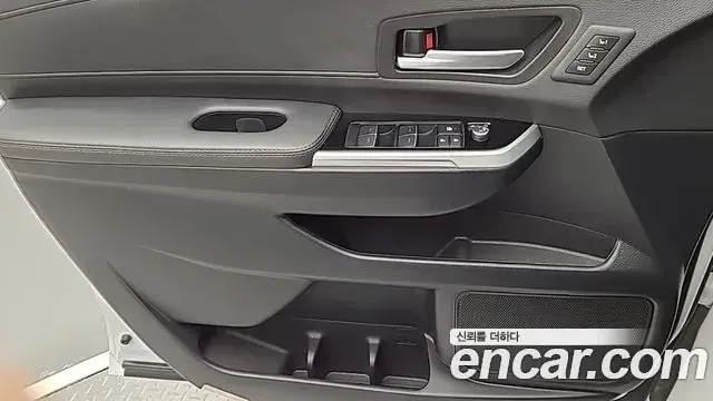 Toyota Sienna 2025 — Photo 18/20