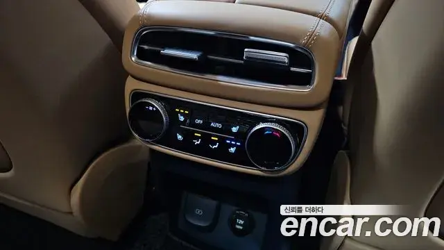 Genesis GV80 2023 — Şəkil 19/20