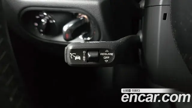 Porsche Macan 2020 — Photo 16/20