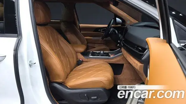 Kia Carnival 2024 — Photo 11/20