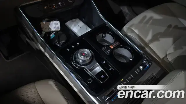 Kia Carnival 2024 — Photo 9/20