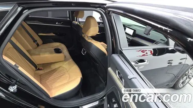 Kia K5 2022 — Şəkil 31/33