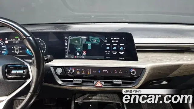 Kia K8 2022 — ფოტო 17/30