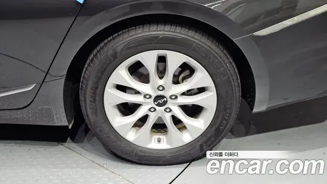 Kia K8 2022 — ფოტო 12/30