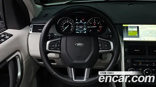 Land Rover Discovery Sport 2019 — Photo 11/20