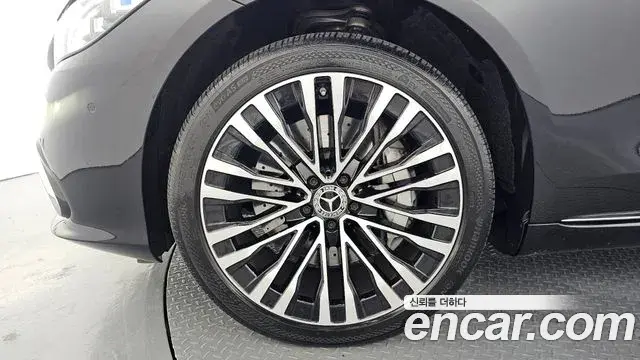 Mercedes-Benz S-Class 2022 — ფოტო 2/36