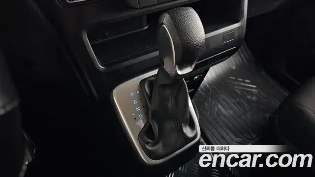 Hyundai Staria 2021 — Şəkil 9/20