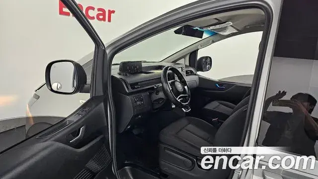 Hyundai Staria 2021 — Şəkil 10/20