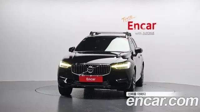 Volvo XC60 2019 — Şəkil 11/35