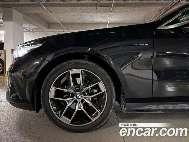 BMW 5 Series 2025 — Şəkil 2/15
