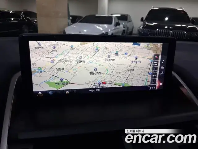 Lexus NX300h 2018 — Photo 13/20