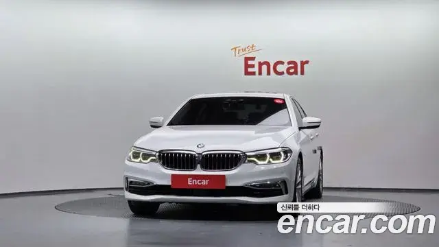 BMW 5 Series 2018 — Фото 3/20