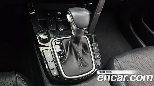 Kia Seltos 2023 — Photo 3/20