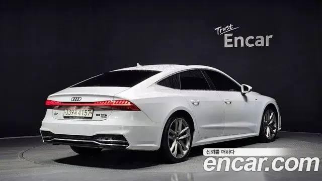 Audi A7 2020 — Şəkil 8/20