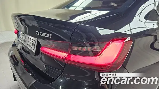 BMW 3 Series 2025 — Şəkil 21/33