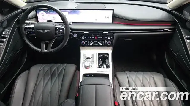 Genesis Electrified G80 2024 — Photo 7/20