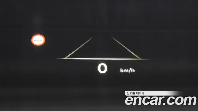Genesis Electrified G80 2024 — Photo 18/20