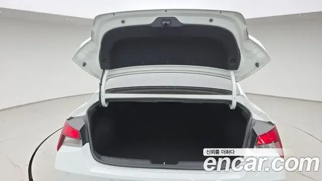 Hyundai Avante 2020 — Фото 20/20