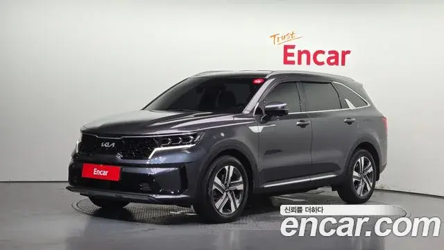 Kia Sorento 2022 — Фото 1/20