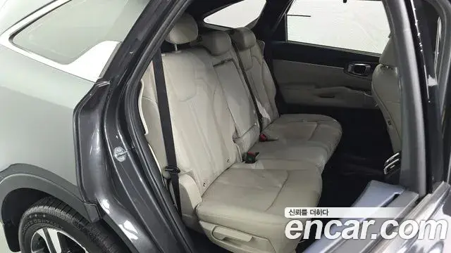 Kia Sorento 2022 — Фото 12/20