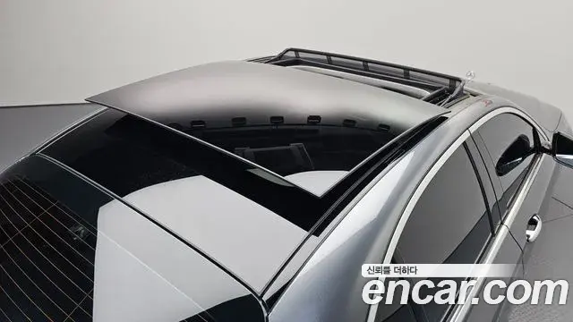 Mercedes-Benz E-Class 2019 — Şəkil 22/39