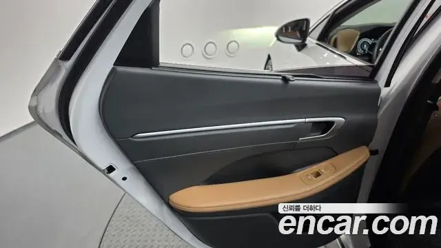 Hyundai Sonata Hybrid 2020 — ფოტო 7/35