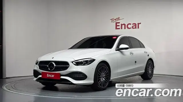 Mercedes-Benz C-Class 2025 — Фото 1/20