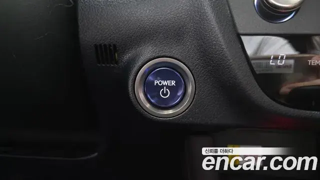 Lexus RX450h 2021 — ფოტო 18/20