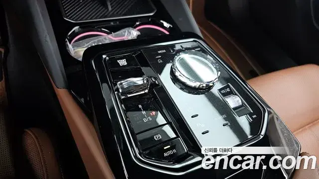 BMW 5 Series 2026 — Photo 9/20