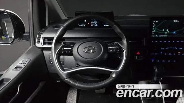 Hyundai Staria 2022 — Photo 12/20