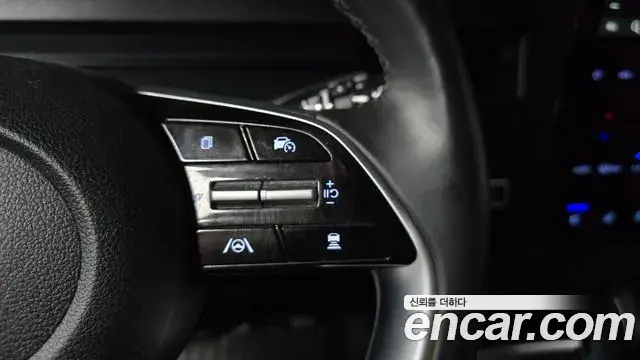 Hyundai Staria 2022 — Photo 17/20