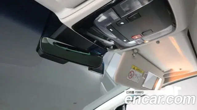 Hyundai Staria 2022 — Photo 20/20