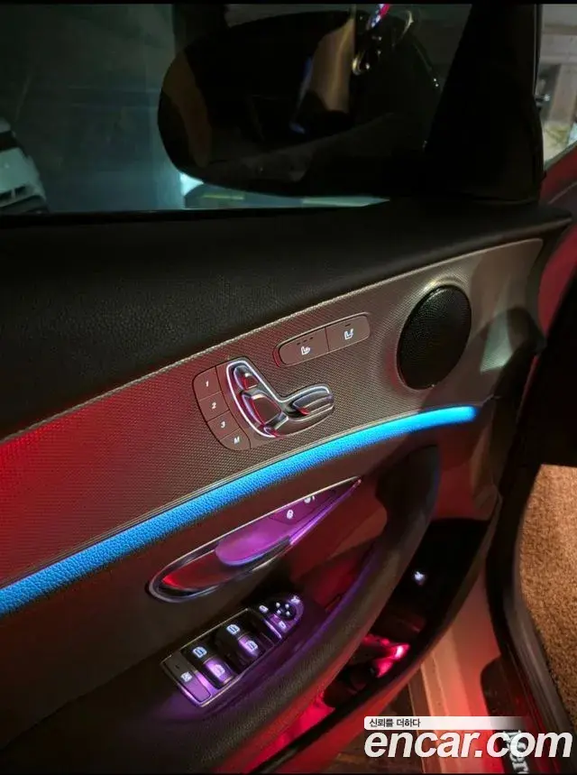 Mercedes-Benz E-Class 2018 — Şəkil 2/13
