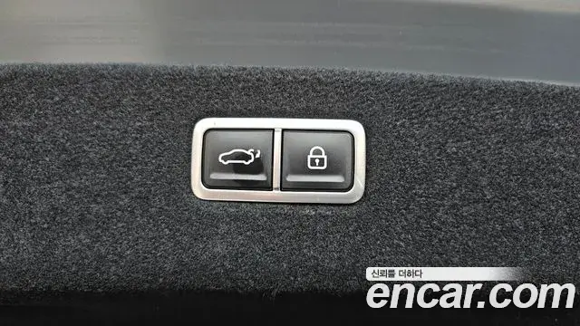 Genesis G90 2023 — ფოტო 16/35