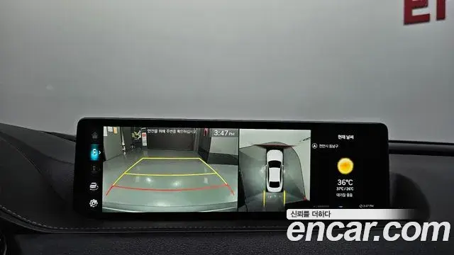 Genesis Electrified G80 2022 — Photo 16/20