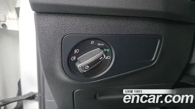 Volkswagen Tiguan 2020 — Şəkil 8/20
