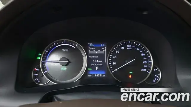 Lexus ES300h, 2018