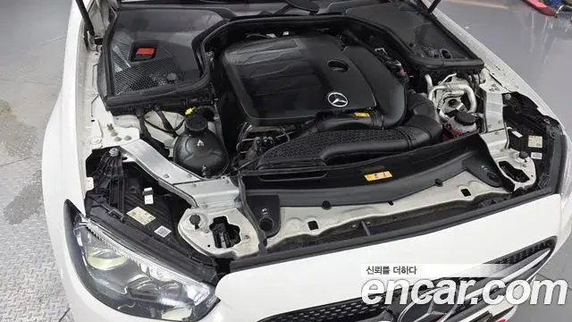 Mercedes-Benz E-Class 2022 — Şəkil 6/34