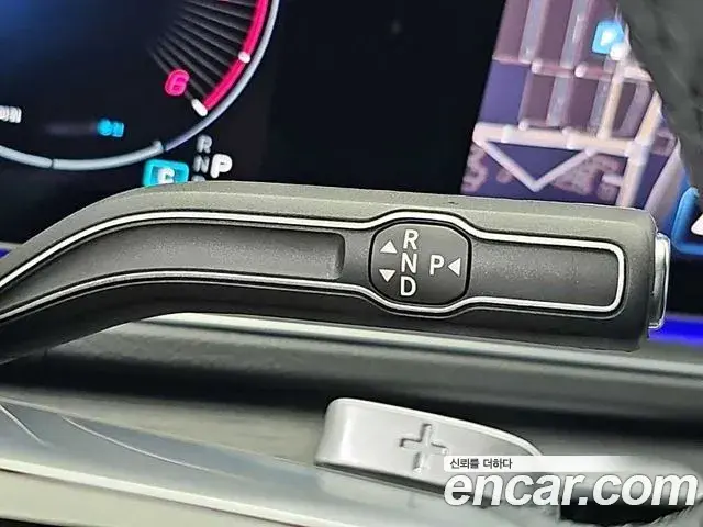 Mercedes-Benz GLE-Class 2023 — Photo 7/20