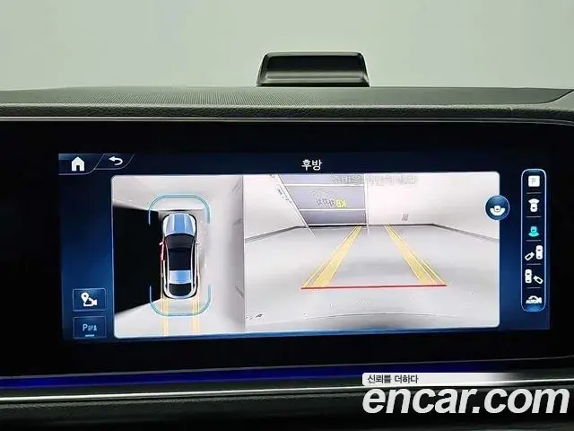 Mercedes-Benz GLE-Class 2023 — Photo 16/20