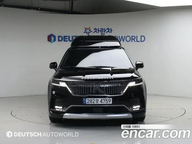 Kia Carnival 2023 — Фото 3/20