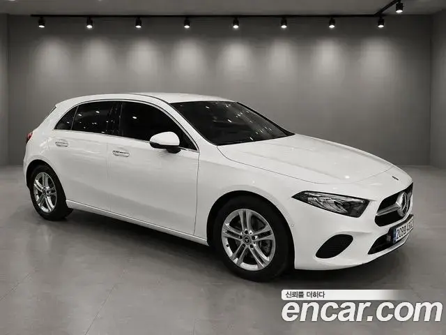 Mercedes-Benz A-Class 2025 — Фото 2/15