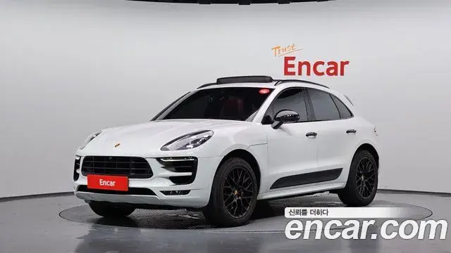 Porsche Macan 2018 — Şəkil 1/20