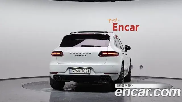Porsche Macan 2018 — Şəkil 4/20