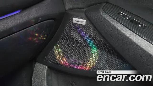 Kia Seltos 2019 — Şəkil 18/44