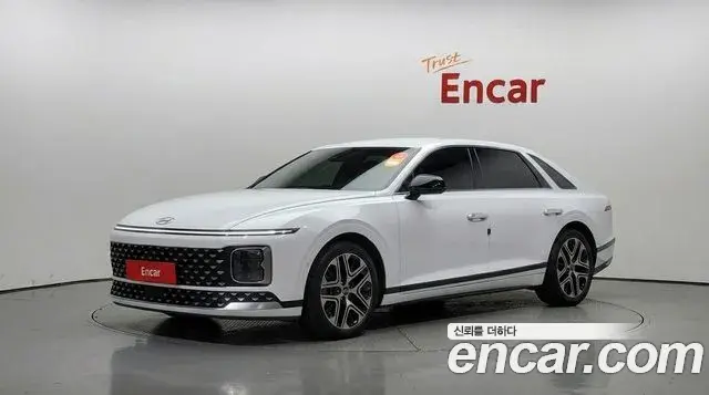 Hyundai Grandeur 2023 — Photo 1/20