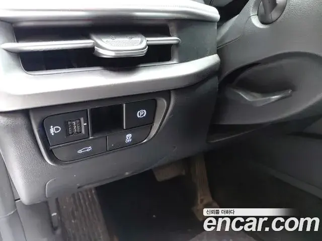 Hyundai Grandeur 2023 — Photo 19/20